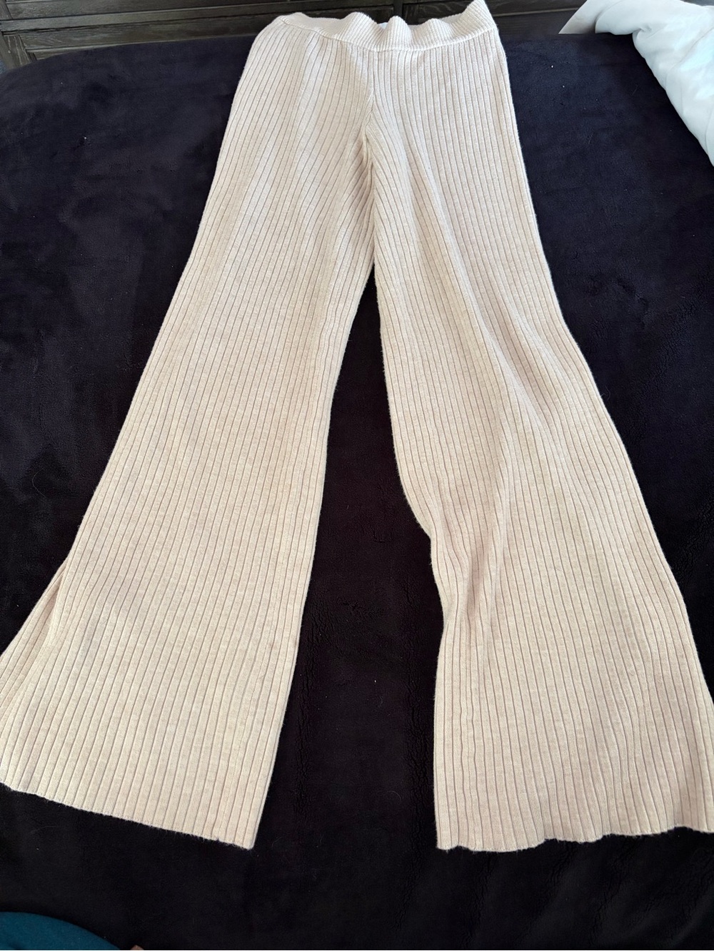 Pink Rose Cream Ribbed set - Picture 2 of 5